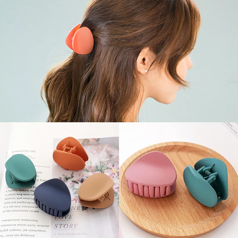 New Solid Color Hair Clip Mini Hair Claw Clip Barrettes Sweet Hairpin Barrette Retro Hair Claws Women Girls Hair Accessories