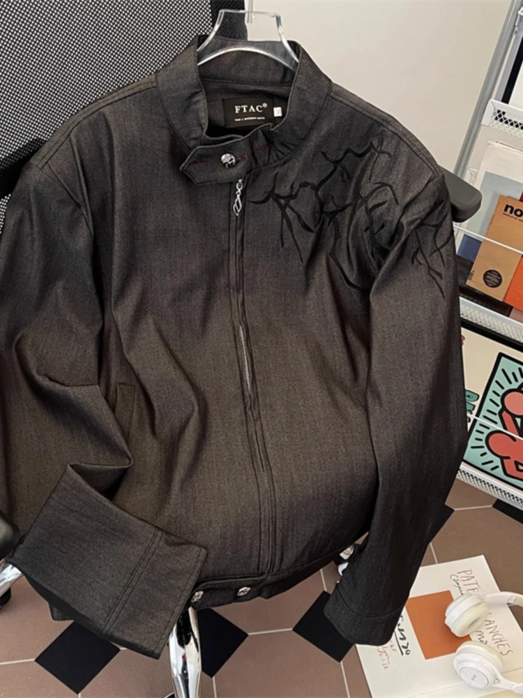 

Men's Retro American Flight Bomber Jacket Fall Winter Thorn Embroidery Short Coat with Shoulder Pads High-End Fashion Outerwear