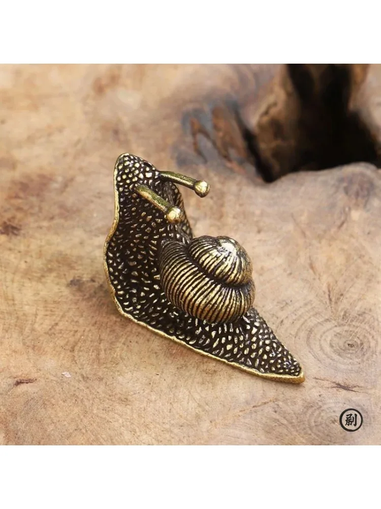 Ornement d'escargot de thé pour animaux de compagnie en cuivre pur Vintage, Mini Figurine d'escargot, décoration de Collection de cérémonie de thé pour animaux de compagnie, jeu de bureau