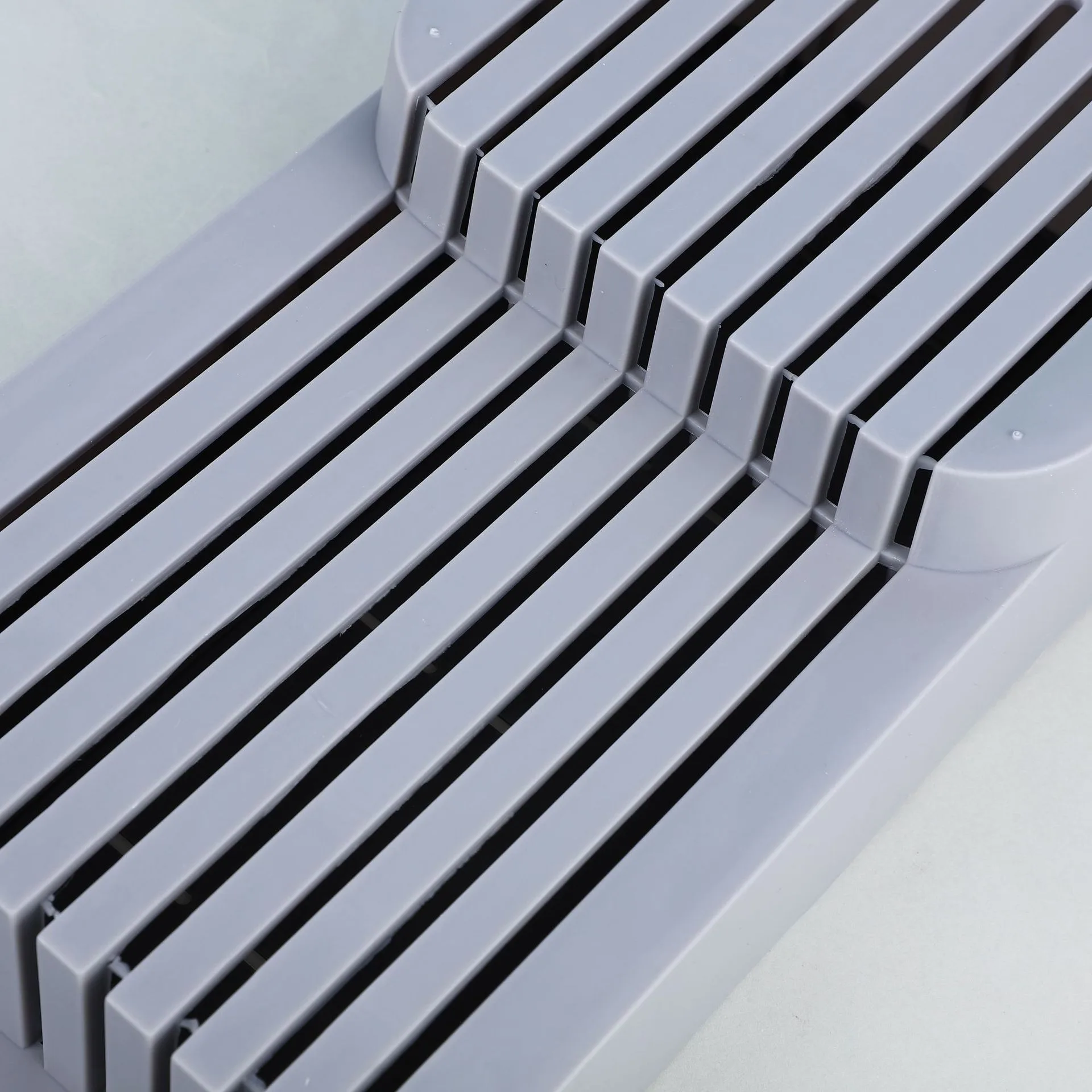 Kitchen drawer storage tray knife holder, quick draining ventilated tableware organizer tool holder container