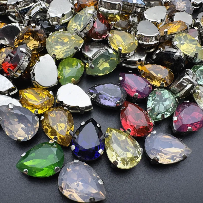 

Разноцветные опаловые стразы-капли из смолы с белыми кристаллами в форме груши на крапановой основе для пришивания и рукоделия