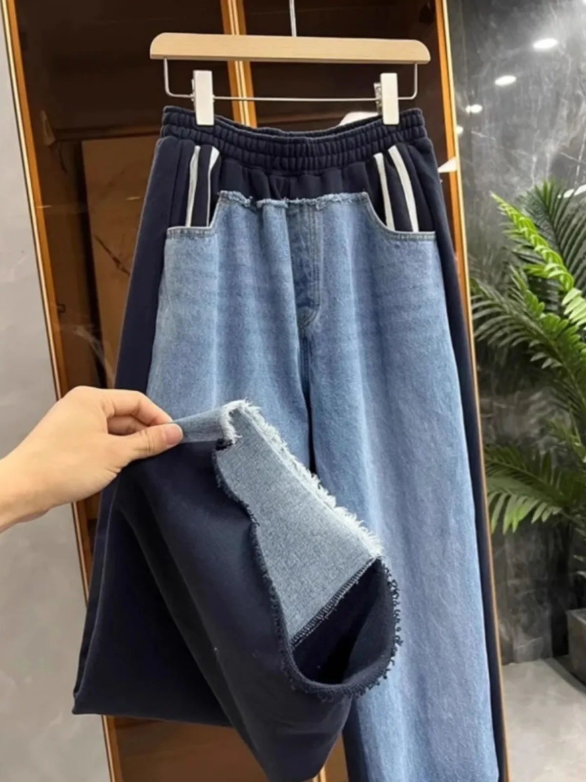 

Heavy Duty Elastic Waist Denim Sweatpants Women's Commuter Style High Waist Wide Leg Pants Autumn Fashion Recommendation