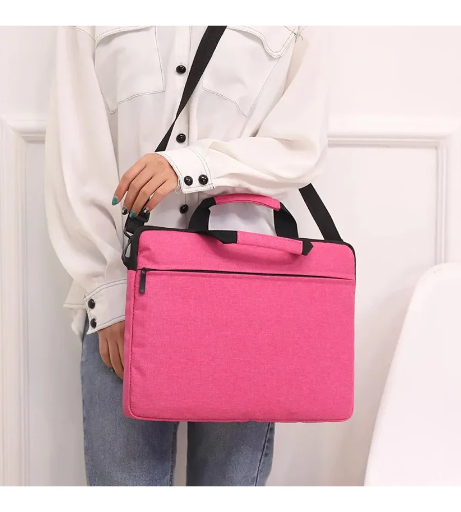 Crafted as a 16 inch laptop briefcase this lightweight shoulder bag suits women’s business needs