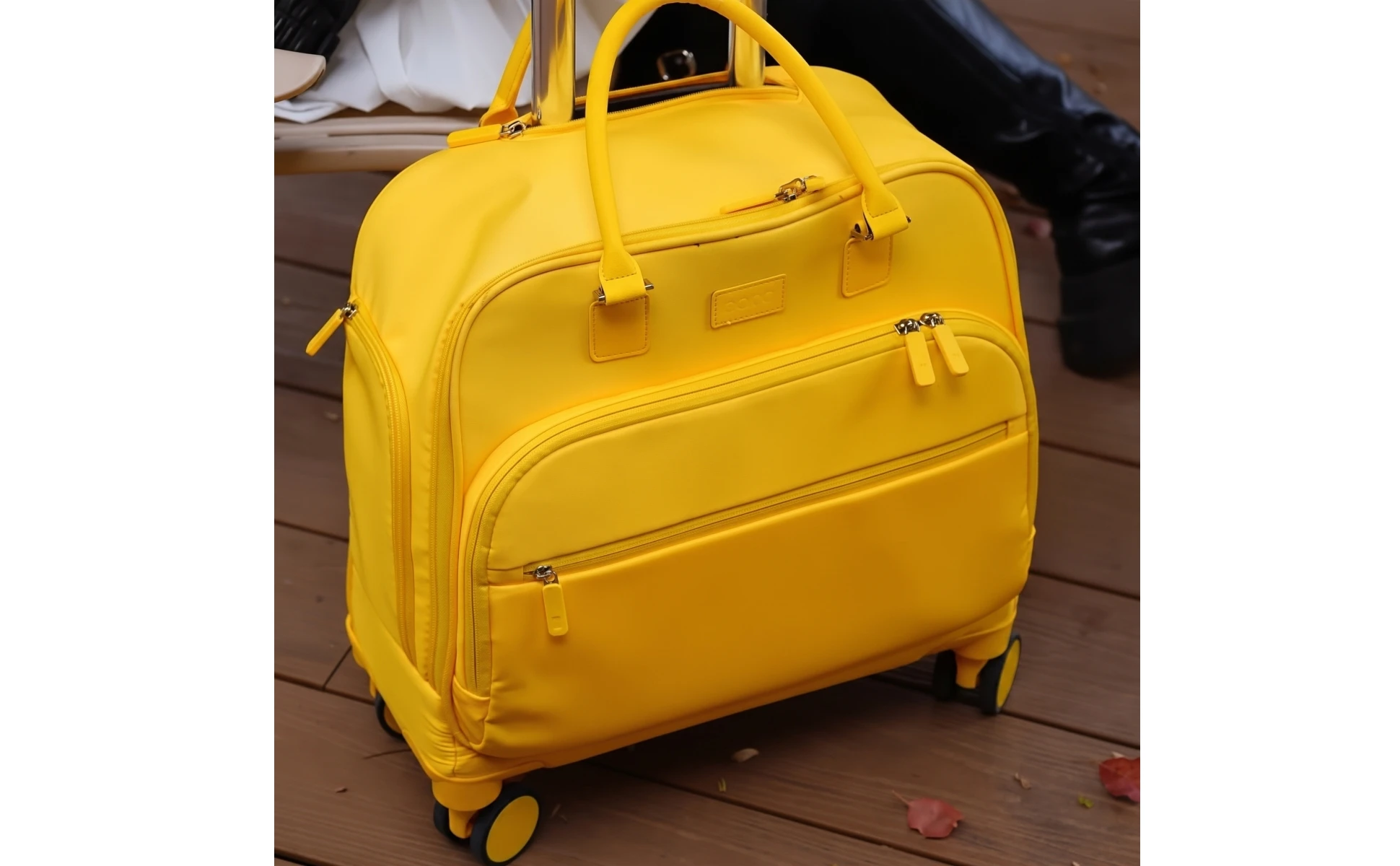 Softside Rolling Carry-on Suitcase Lightweight Suitcase with Telescopic Handle Luggage Organized Underseat