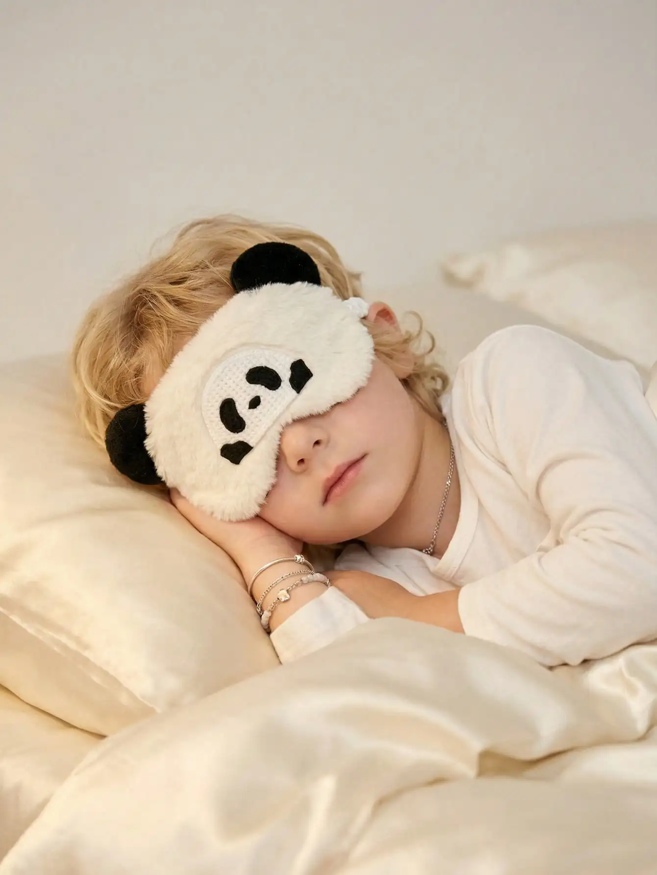 1pc 14-16Y Plush Panda Sleep Eye Mask Soft Shading Eye Cover for Rest  Airplane Travel, Multifunctional Eye Protection Accessory view 2