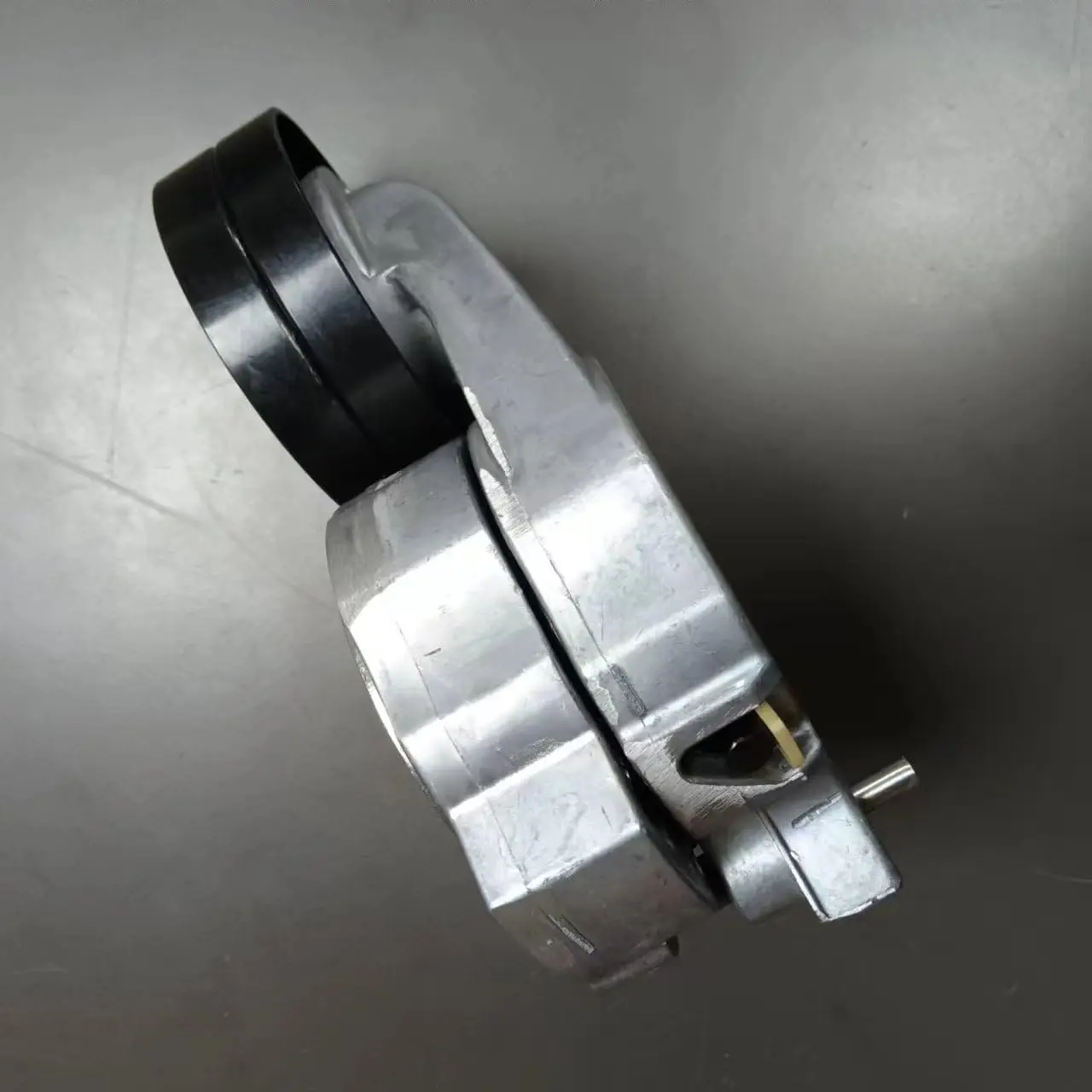 

1PCS 03C145299J BELT TENSIONER FOR AUDI A1 V-W Beetle Scirocco 1.4T 03C 145 299J