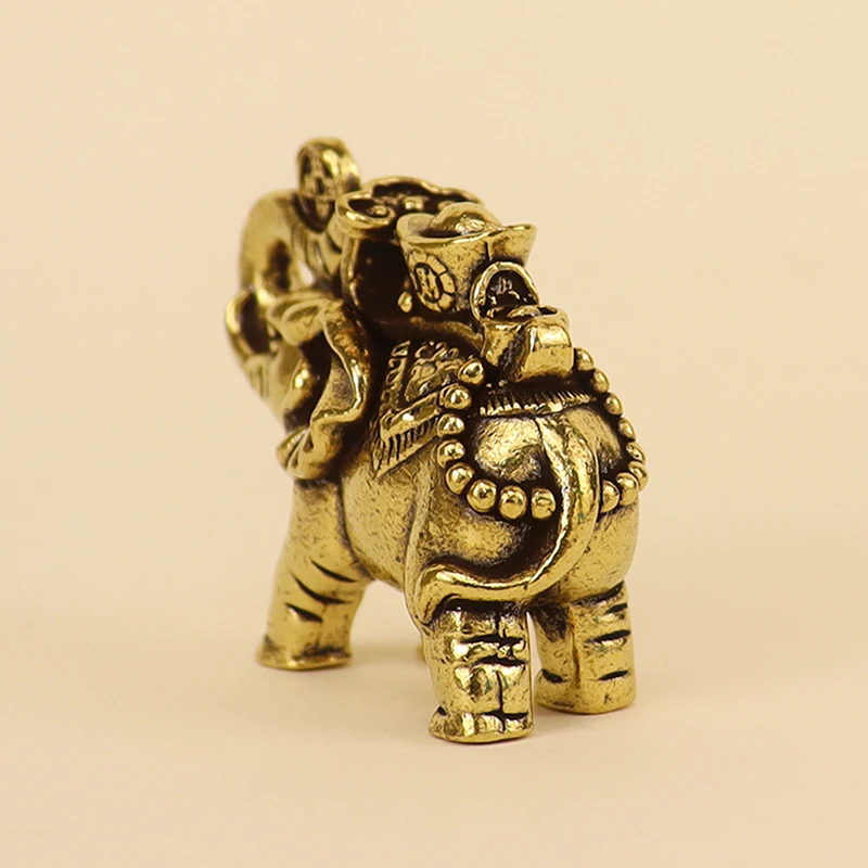 1pc Miniature Brass Elephant Metal Figurines Auspicious Elephant Living Room Desk Decoration Mini Elephant Figurines Accessoires