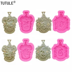 4 pcs of combination necklace pendant epoxy resin silicone molds. Keychain jewelry making gadgets. Kitchen cake baking mould