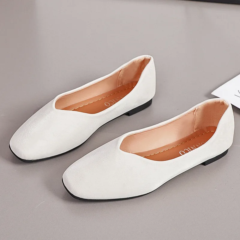 

Fashionable Korean Style Square Head Slip-On Shoes Low Heel Casual Large Size Women's Shoes Spring Autumn Seasonal Wear