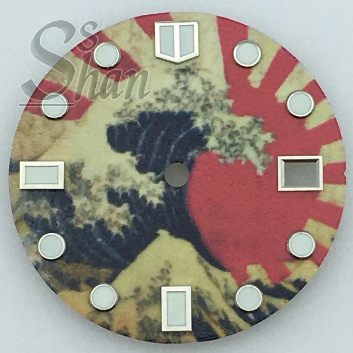 

Dial of the 29MM watch features a huge wave pattern that is suitable for both the NH35A NH36 movements with a super green glow