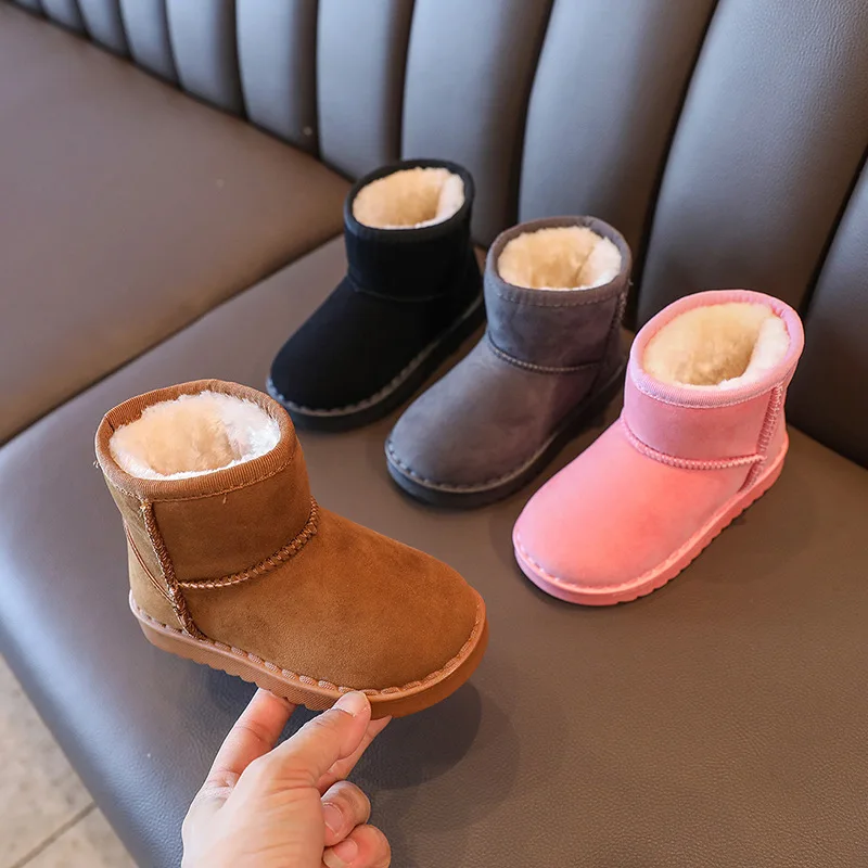 

2024 Little Girls Snow Boots Solid Black Pink Brown Gray Boys Ankle Boots Warm Suede Leather Flat with Casual Kids Shoes