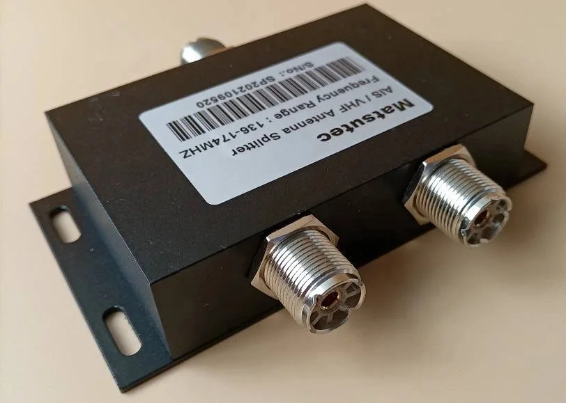 

Marine VHF AIS Splitter