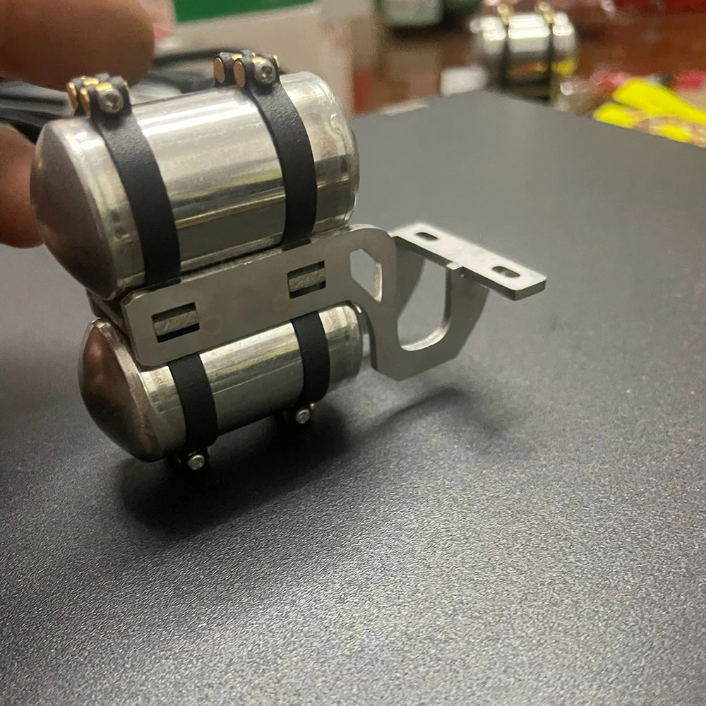 

Stainless Steel Gas Tank Decoration for 1/14 Tamiya RC Dump Truck SCANIA 770S VOLVO Mercedes-Benz ACTROS 3363 MAN Toys Car Parts