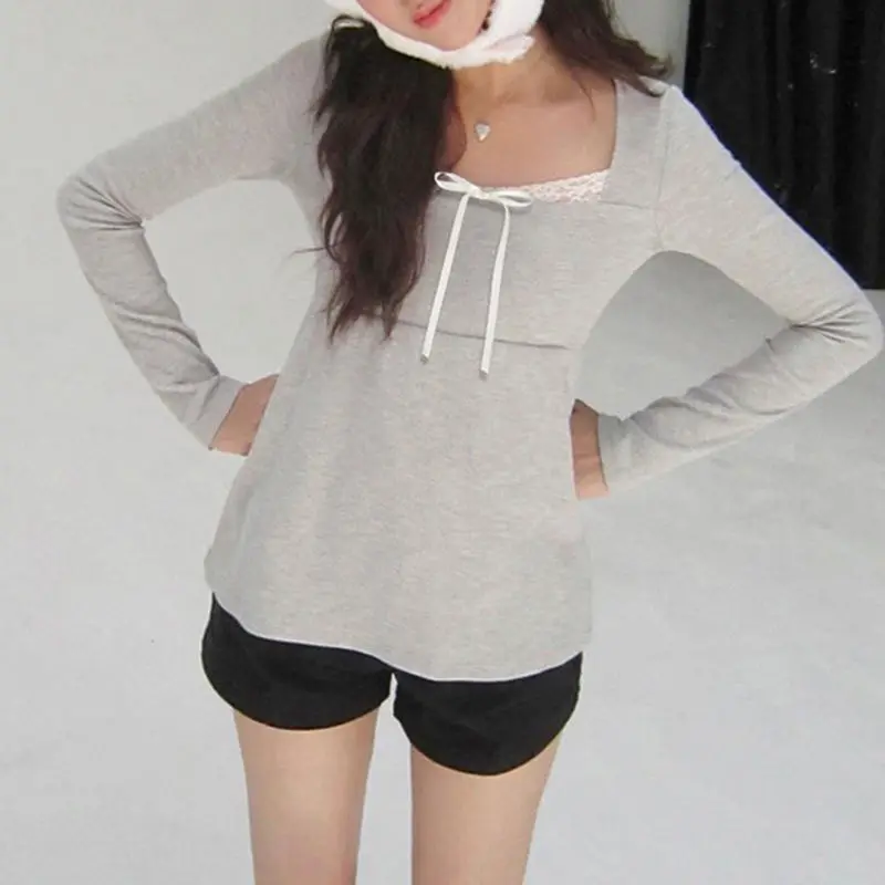 T-shirt con fiocco in pizzo con colletto quadrato 2025 Top da donna delicato casual dolce francese primaverile