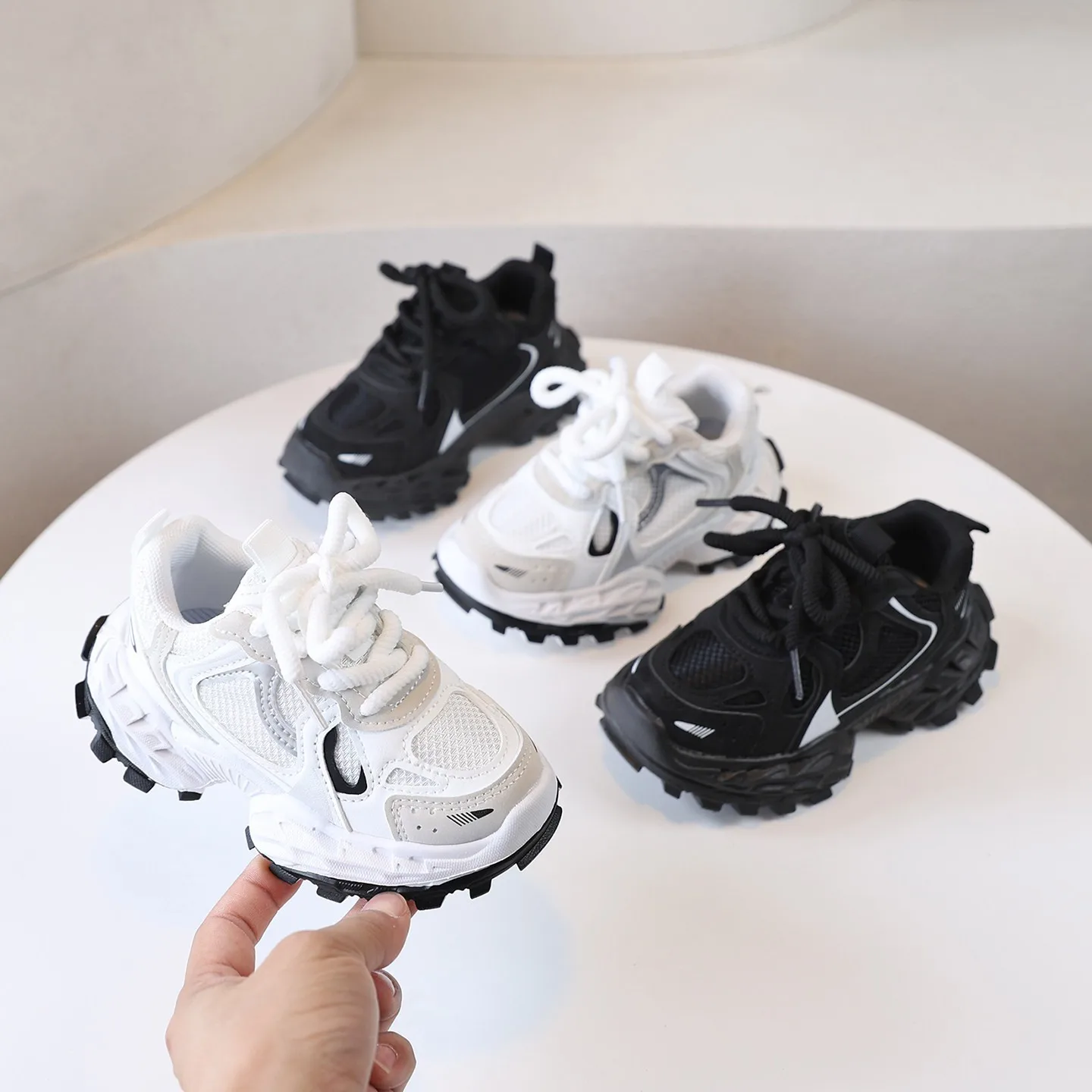 Kids'Casual Shoes Fashion Mesh Solid Color Autumn Sports Shoes For Children Anti-slip Breathable White Black Shoes Size 21-30