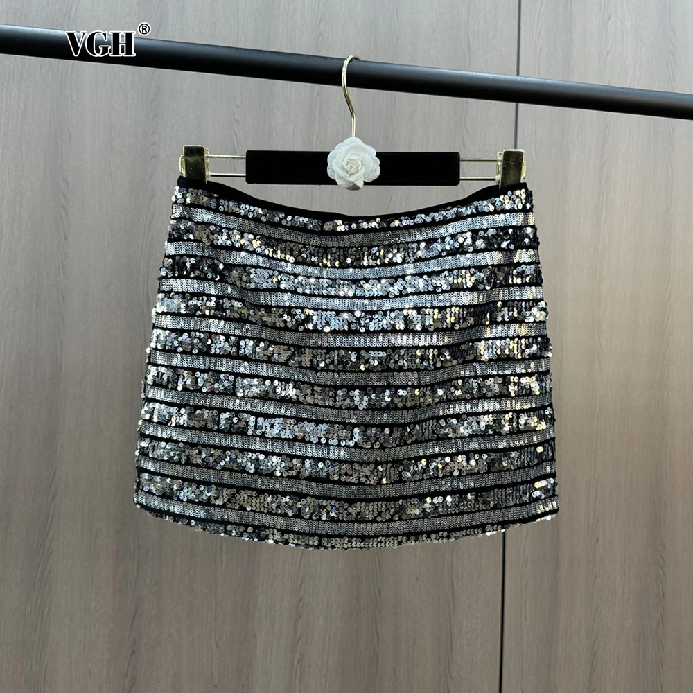 VGH Sliver Color Spliced Sequines Skirt For Women High Waist Temperament Slimming Fashion Style Mini Skirts Female Clothing New