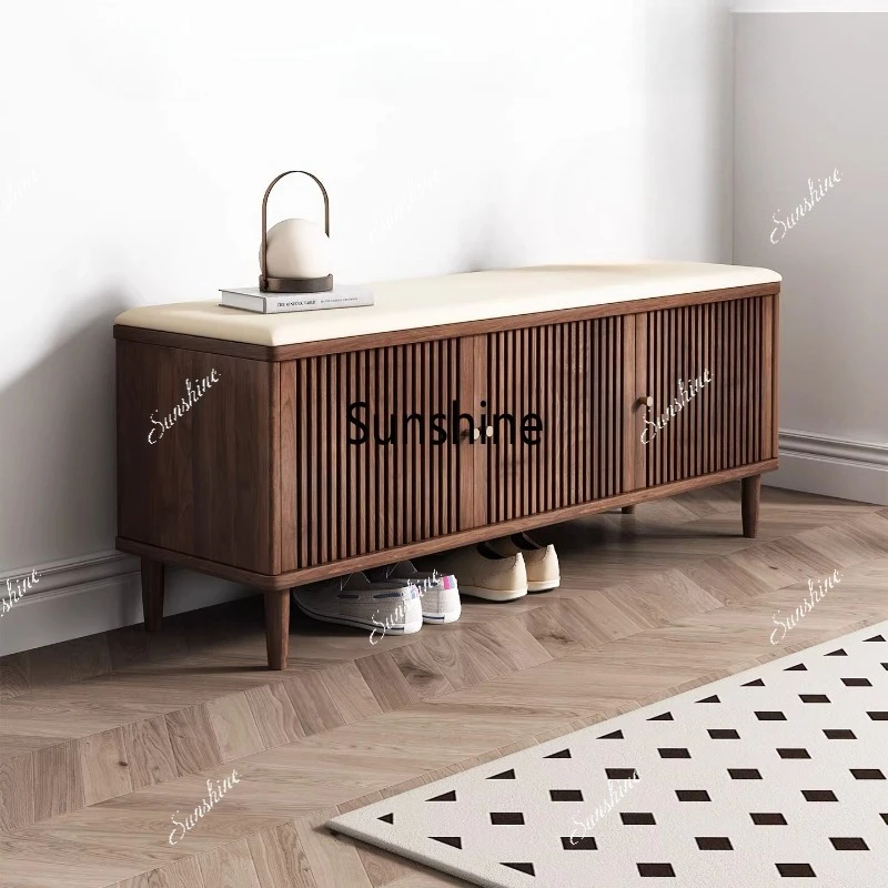 

Solid wood grille shoe changing stool can sit, breathable storage shoe stool at the door of the home