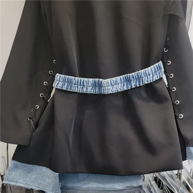 Frauen Unregelmäßige Aushöhlen Gespleißt Spitze Rüschen Anzug Jacke Mesh Geraffte Blazer Mantel Strickjacke Spitze Up Sleeve Tops mit Denim Gürtel