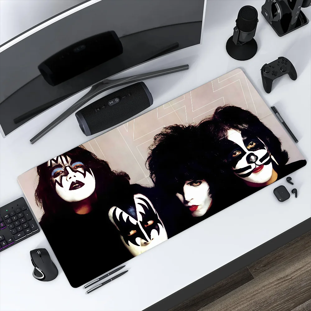 

Mouse K-KISS Singer Band Pad MousePad Non-slip Lockedge Office Student Gaming Thickened Large Writing Rock Pad Cushion