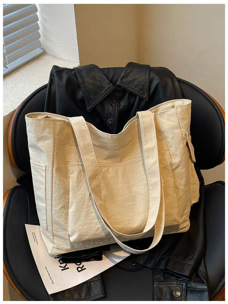 Neue modische Nylon-Schultertasche, große Kapazität, leichte, lässige Alltagstasche, Umhängetasche für Damen – Detail 40