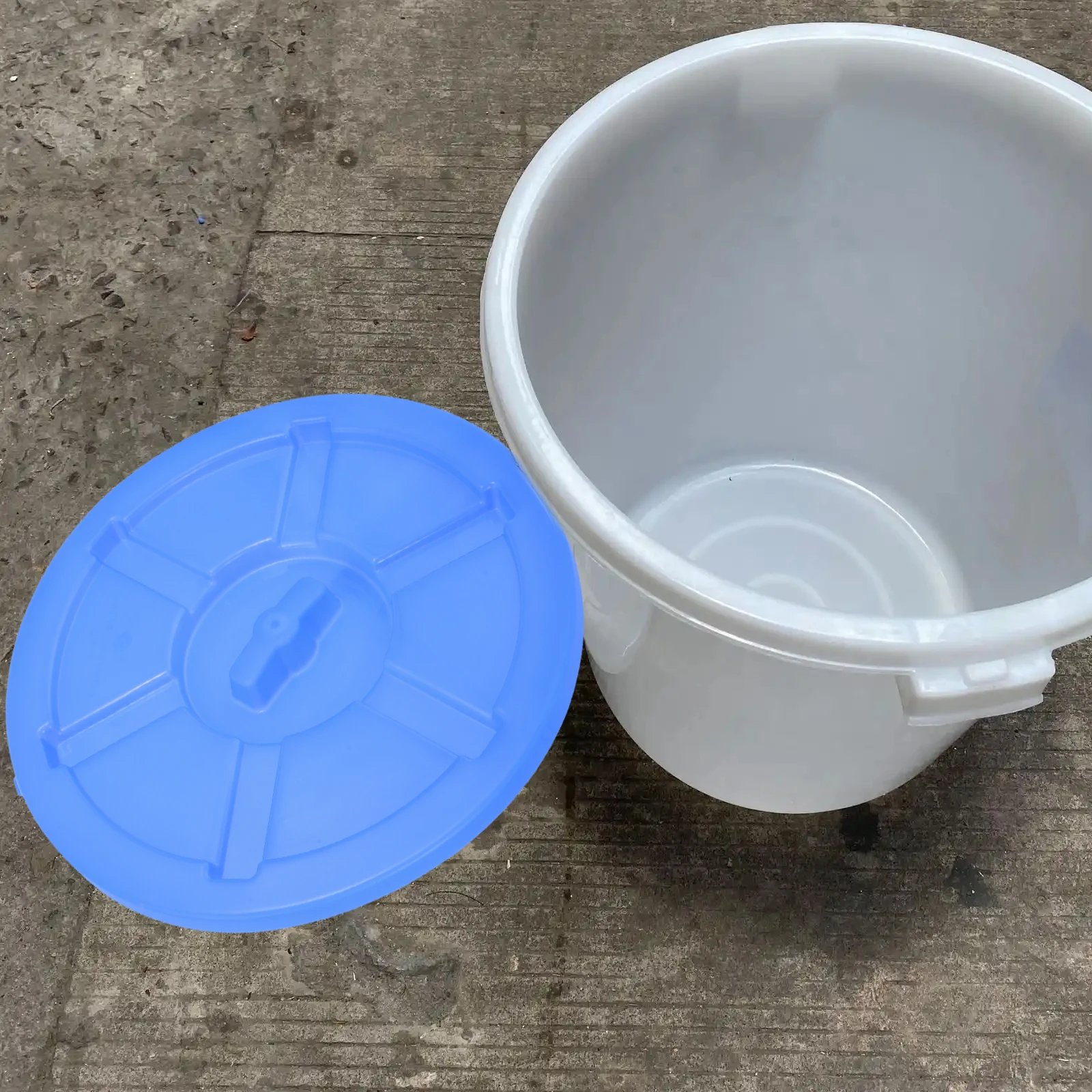 

Round Trash Can Replacement Heavy-Duty Leak-Proof Garden Waste Bin Thickened Outdoor Garbage Can Protector Hdpe Storage Bucket