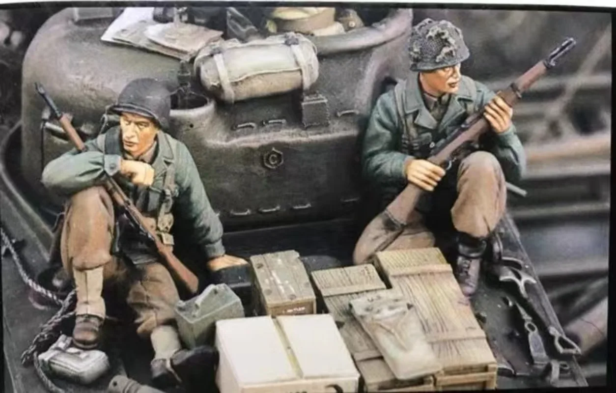 

1/35 Die-Cast Resin Soldier Figure Model Kit Military Miniature US Army Tank Carrying Infantry 2 People Unassembled Unpainted