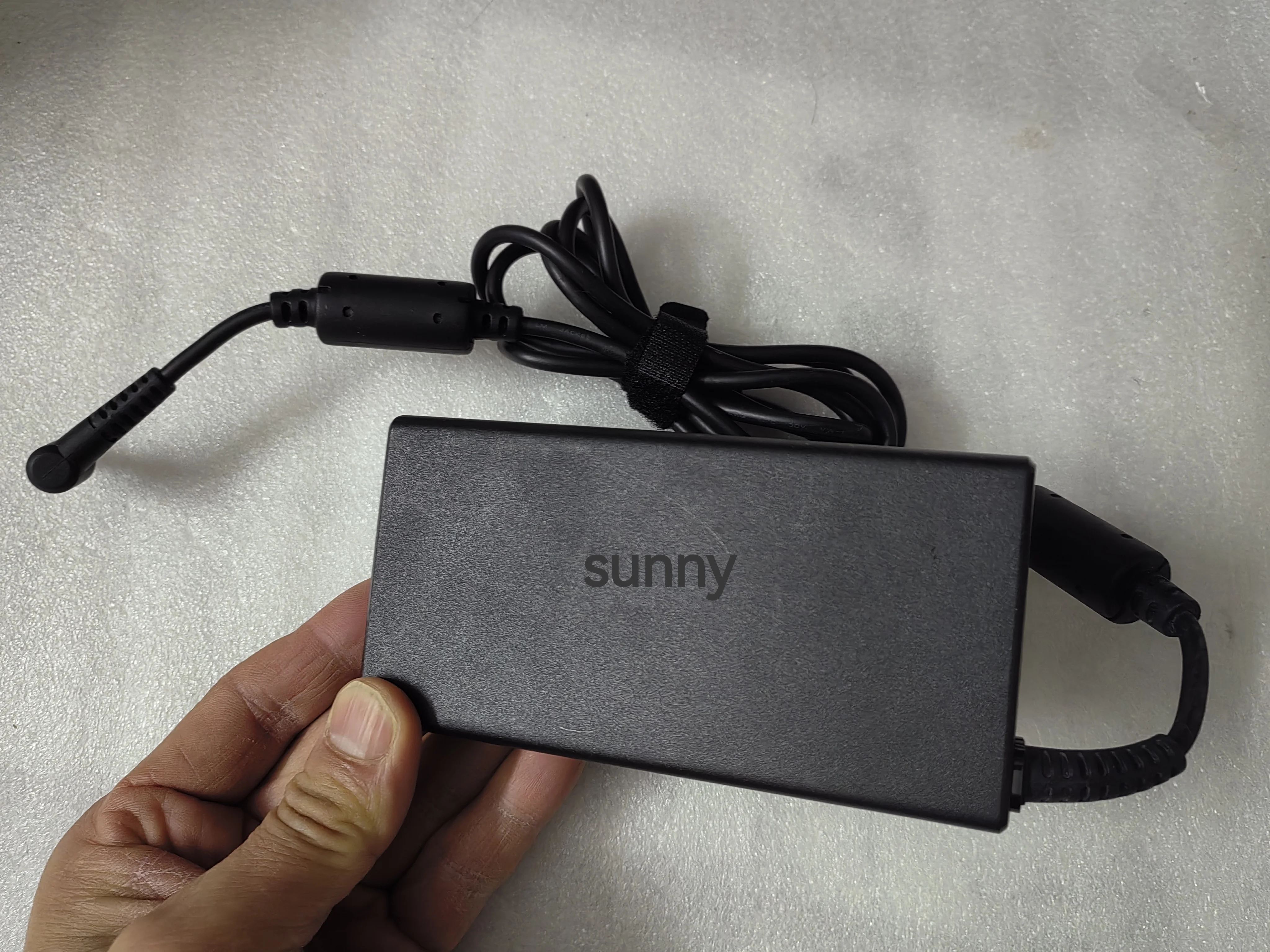 For Gigabyte G7 GD-51AU123SH Gaming Laptop OEM Chicony 19.5V 7.7A 150W A17-150P2A(5.5mm*2.5mm) UP/N:A150A017P REV:01 AC Adapter