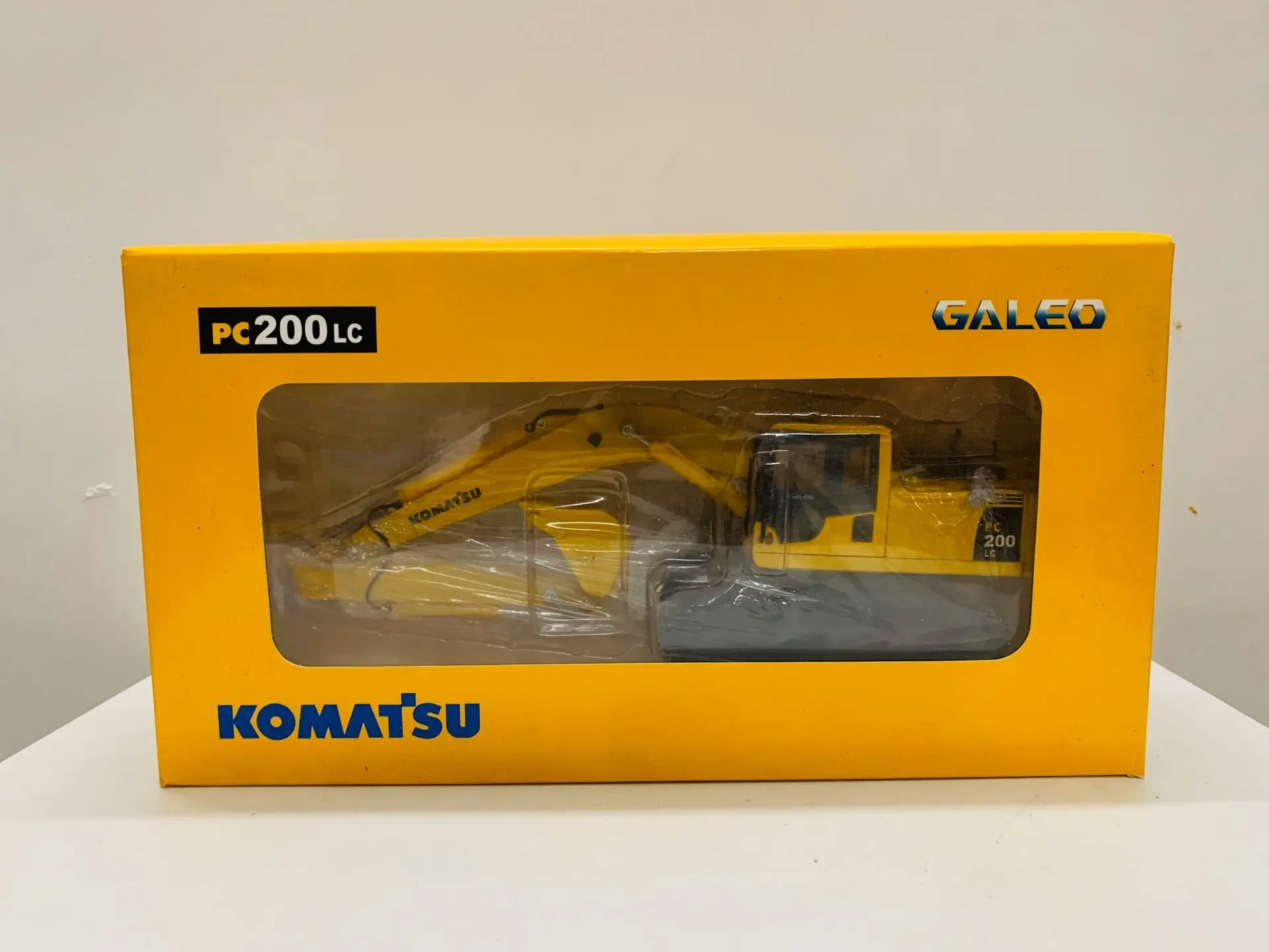 Komatsu Galeo PC200LC Excavator 1/43 Scale DieCast Construction Machinery Model