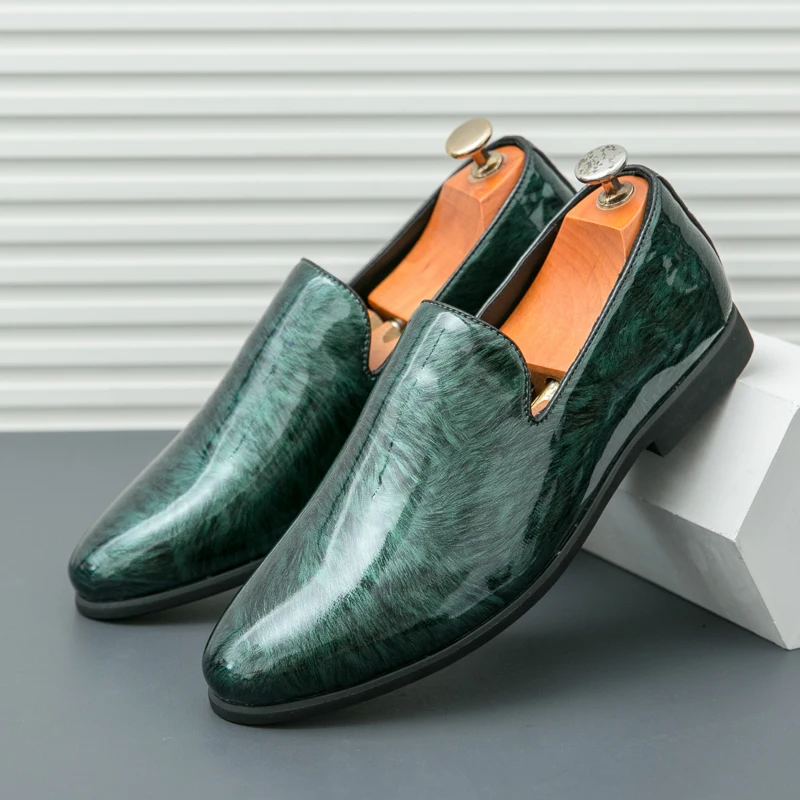 Fashion Green Elegant Man Dress Shoes Original Glitter Patent Leather Shoes for Men Slip-on Moccasins Luxury Men's Social Shoe