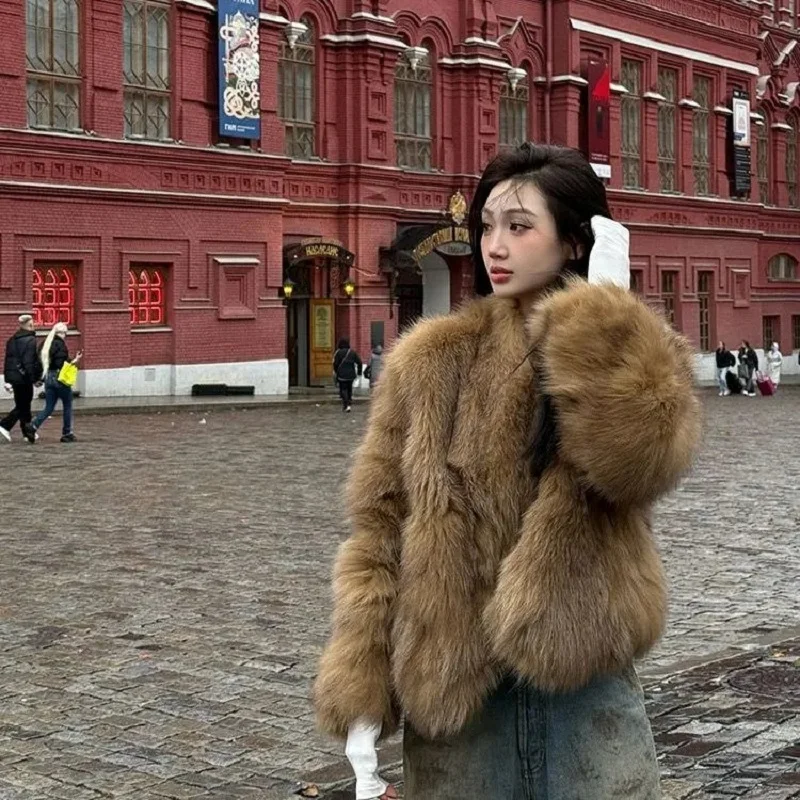 معطف نسائي من الفرو الصناعي لعام 2025 سترة شعر ثعلب تقليد غير رسمية قصيرة فضفاضة ملابس عصرية شتوية للإناث #4