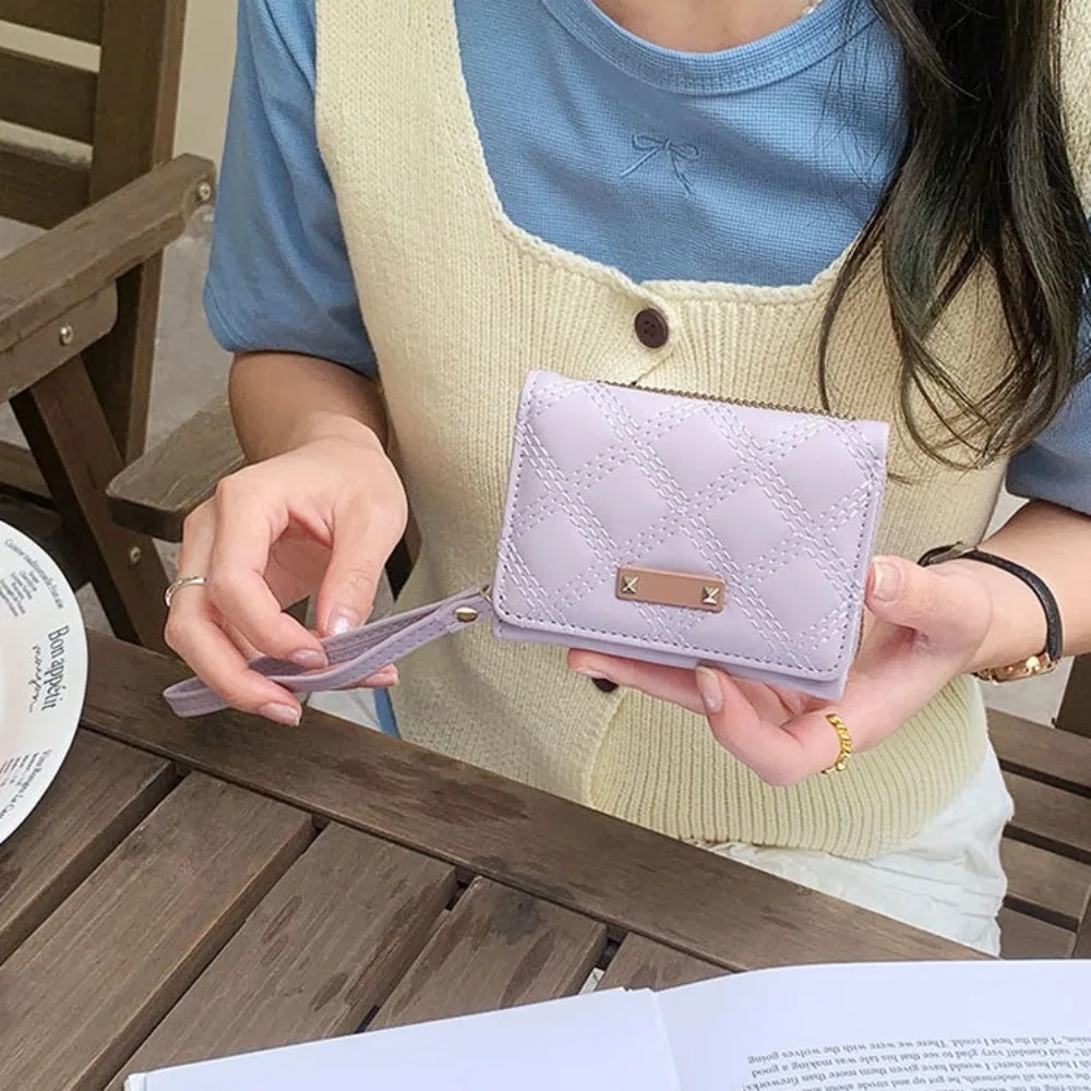 High Quality PU Rhombic Lattice Wallets with Wrist Strap Korean Style Trifold Short Wallet Purse Multi-card Slot Card Bag Travel