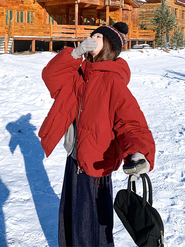 

Куртка Cisas Red Hooded Down Jaet женская, укороченная, 2025, новая корейская версия, утепленная, теплая, повседневная, свободного кроя