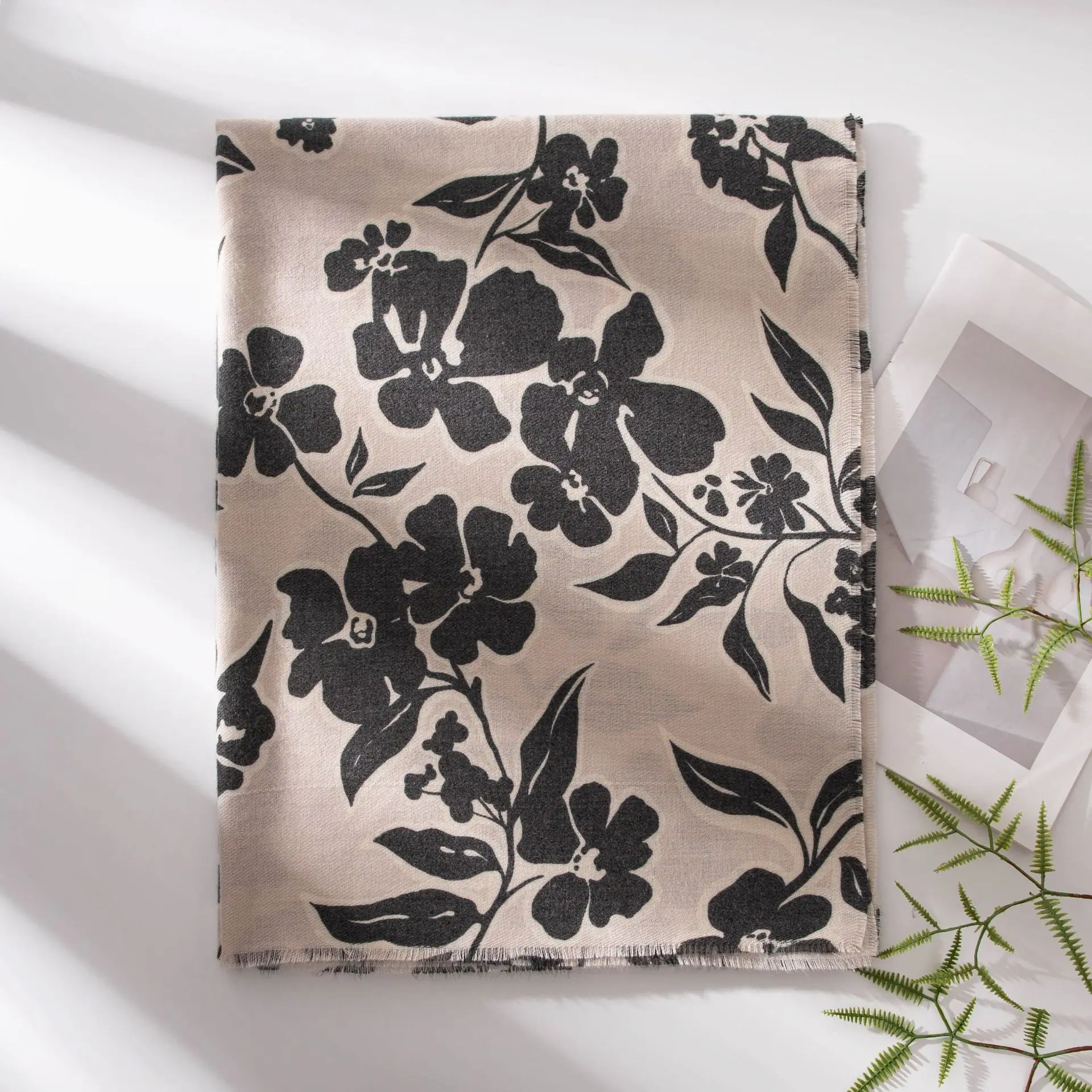 وشاح كشمير مقلد على طراز الشارع الأوروبي الأمريكي الجديد لحماية الرقبة الشتوية وحماية البرد شال أنيق