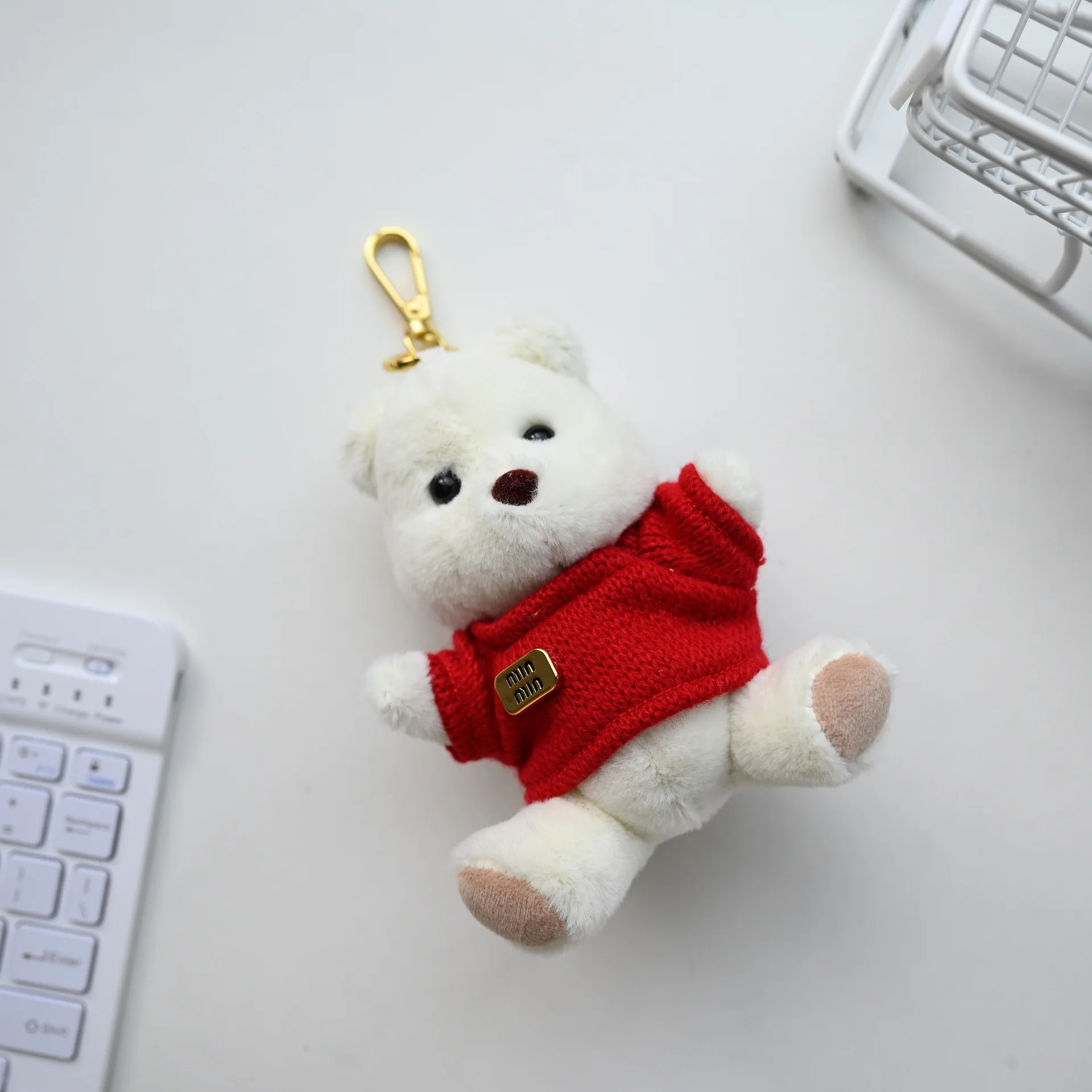Porte-clés ours du nouvel an, pull d'hiver de 13cm, poupée douce et mignonne, décor suspendu pour Couples, cintre de sac, cadeau mignon, 2026