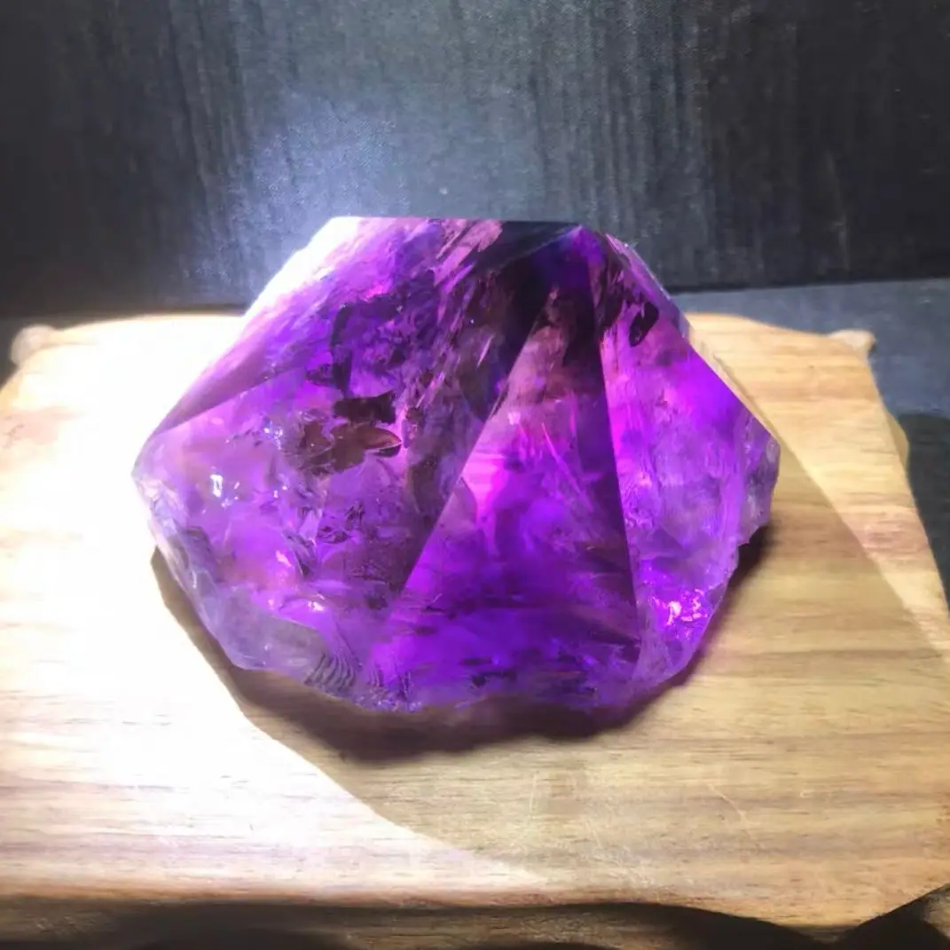 

Natural Raw amethyst, Powerful Energy, Magnetic Field of Healing Stone, Office and Home Decoration Crafts