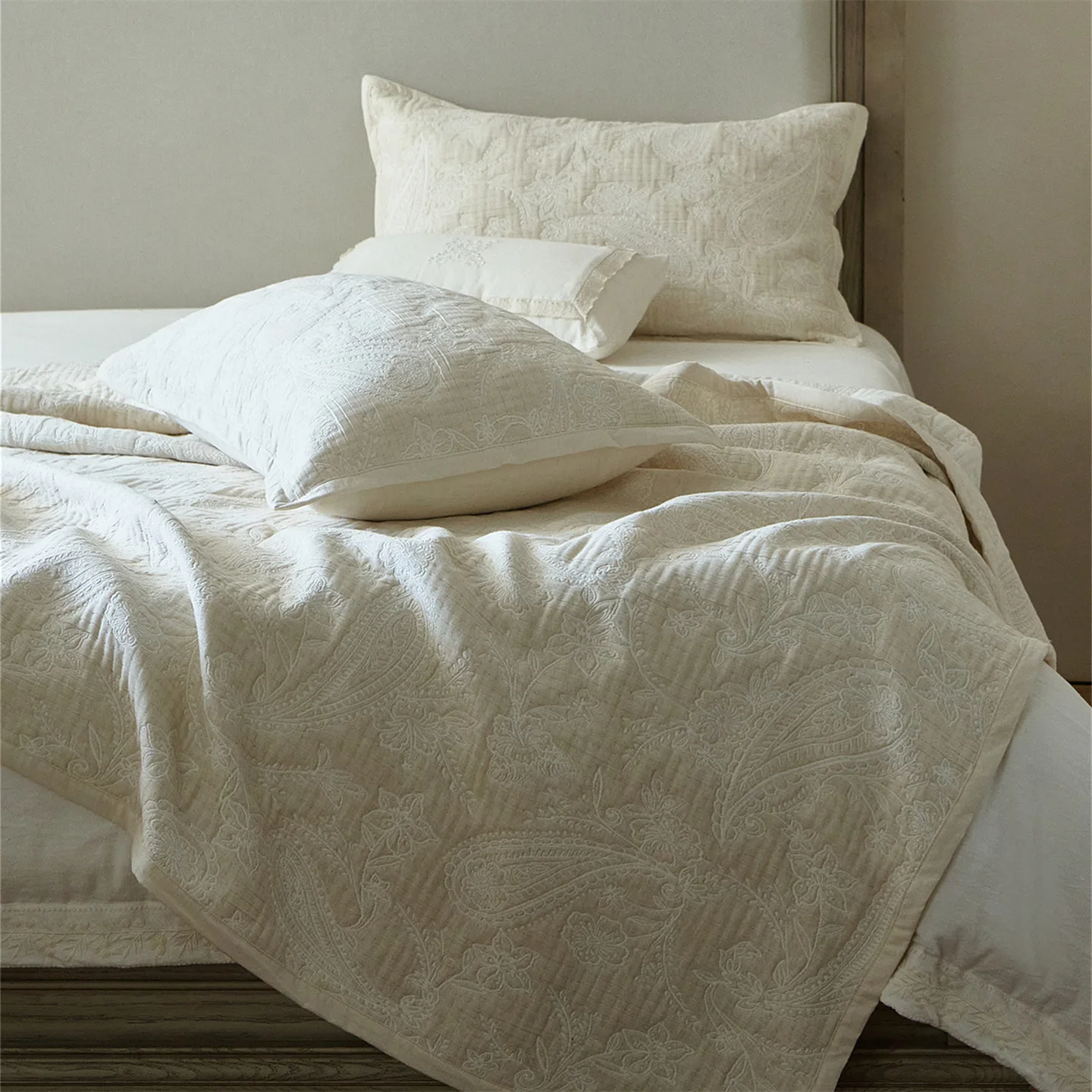 

Japanese Style 3-Piece Quilt Set, Lightweight Breathable Cotton Linen Bedding, Vintage Solid Color Boho Bedspread, Home Decor