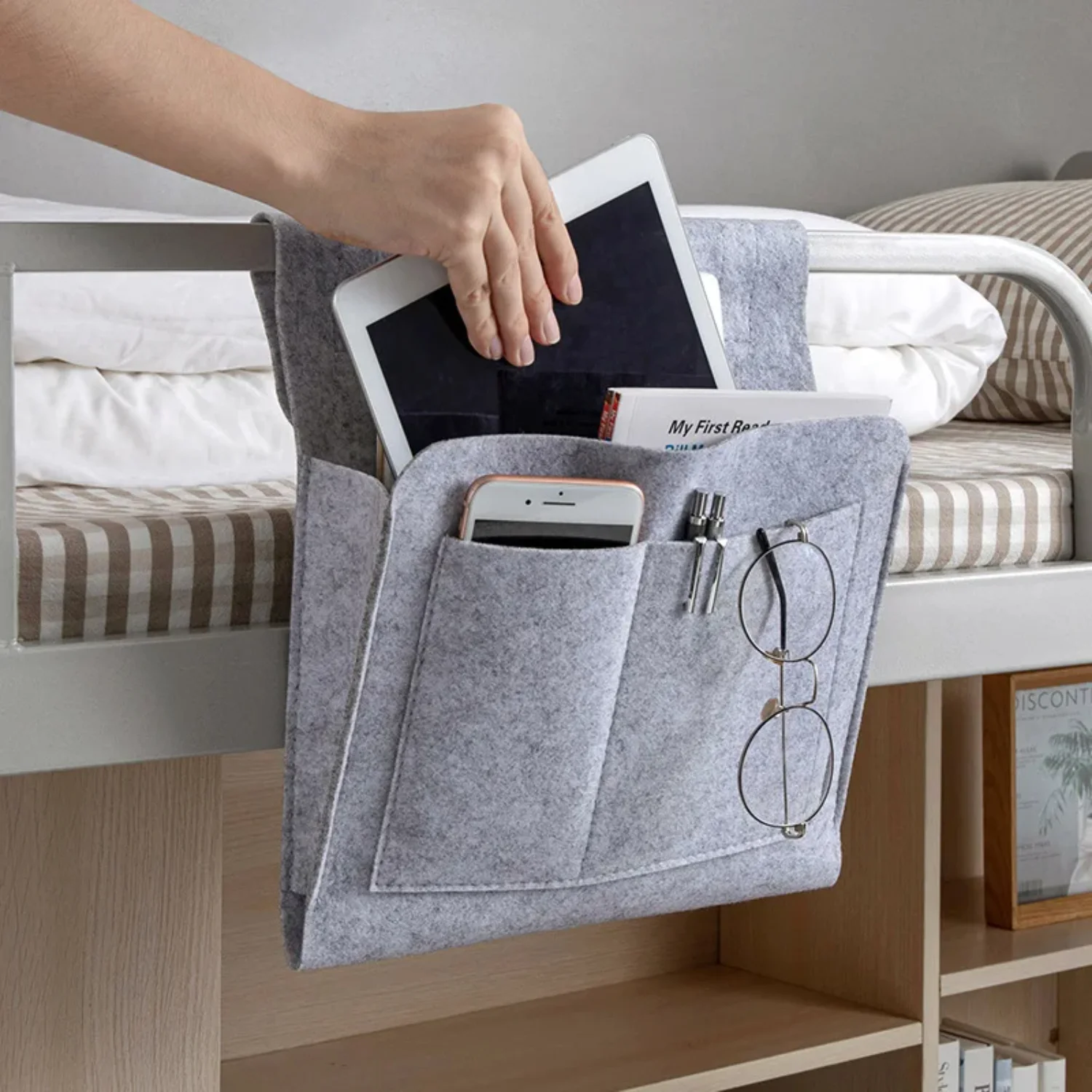 

Felt Bedside Organizer Bed Sofa Side Pouch Hanging Anti-slip Bedside Book Control Bed Holder Pockets