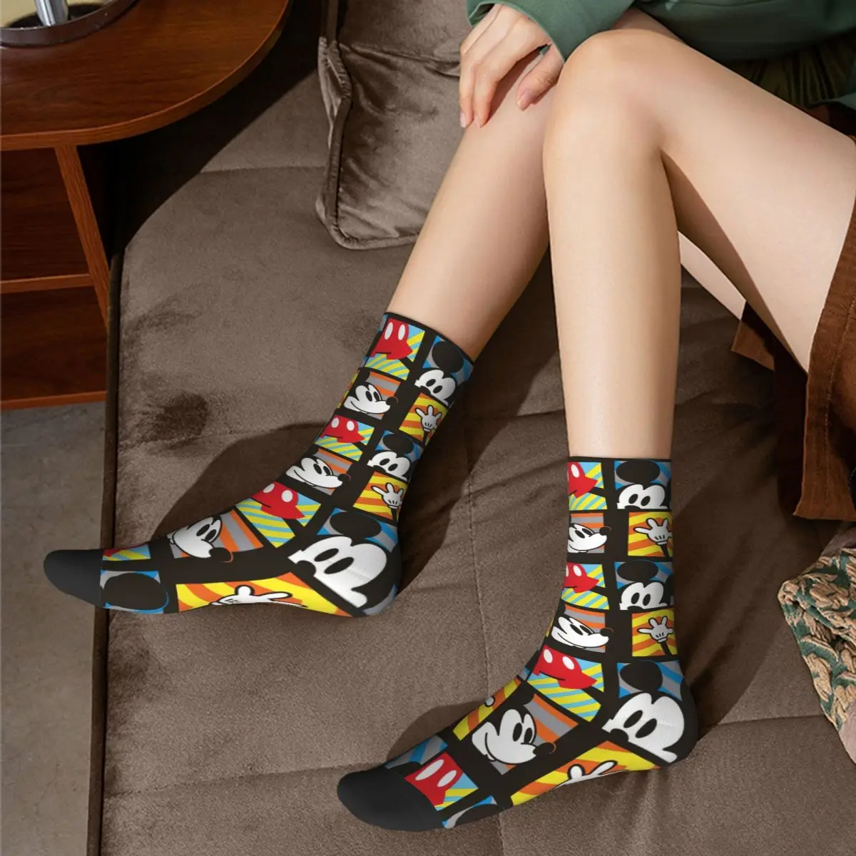 Hip-Hop-Cartoon neue Anime Figuren Mickey Mouse Basketball Socken Polyester lange Socken für Frauen Männer