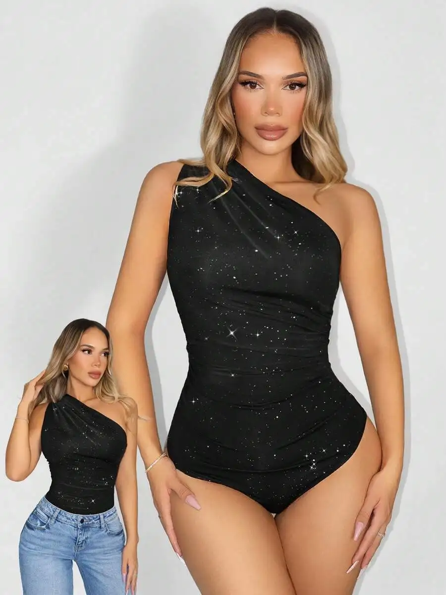 

Черное блестящее боди на одно плечо с драпировкой для вечернего выхода