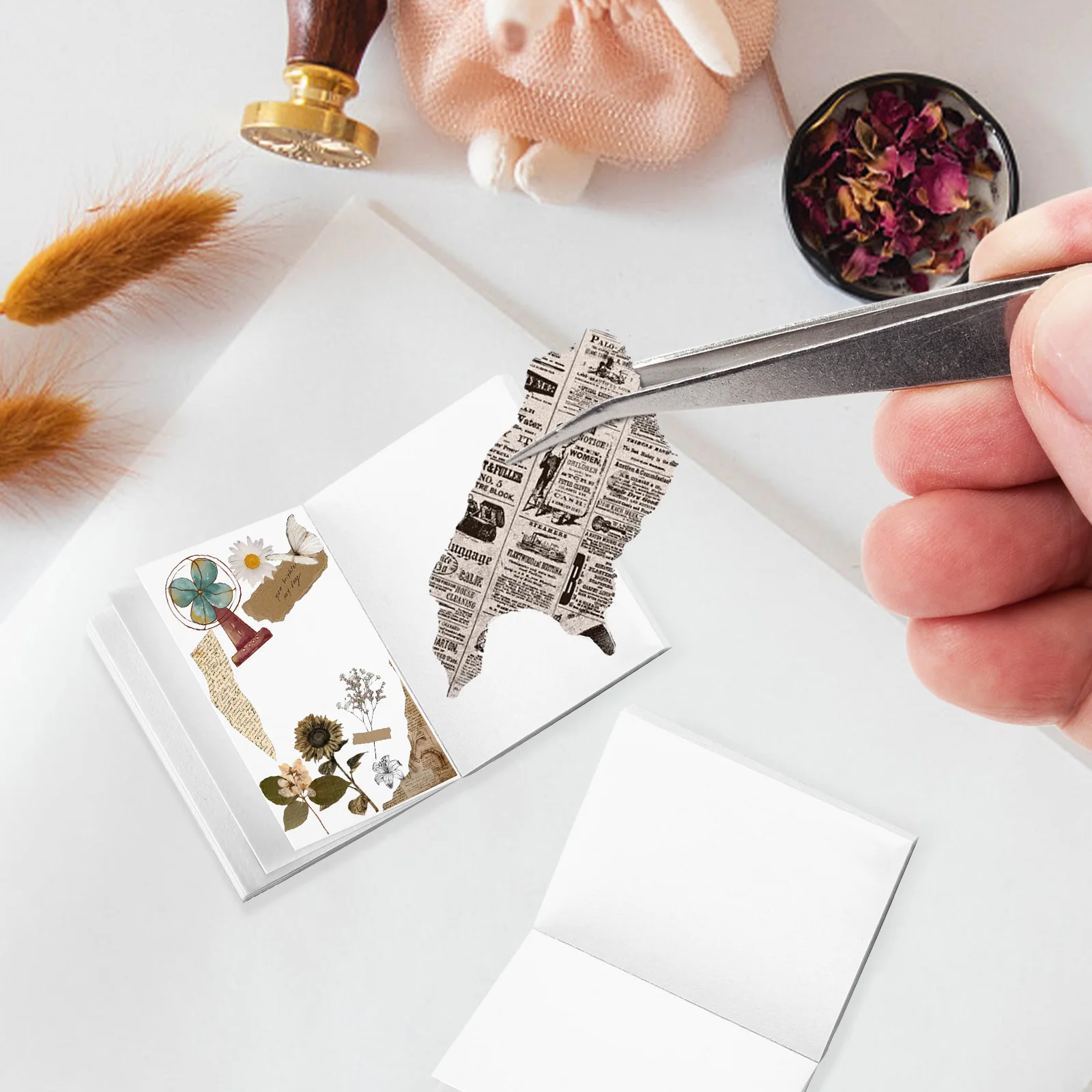 

50 Pcs Books Blank Kraft Notebooks Tiny Small Notebook for Purse House nament Coated Paper Notepad