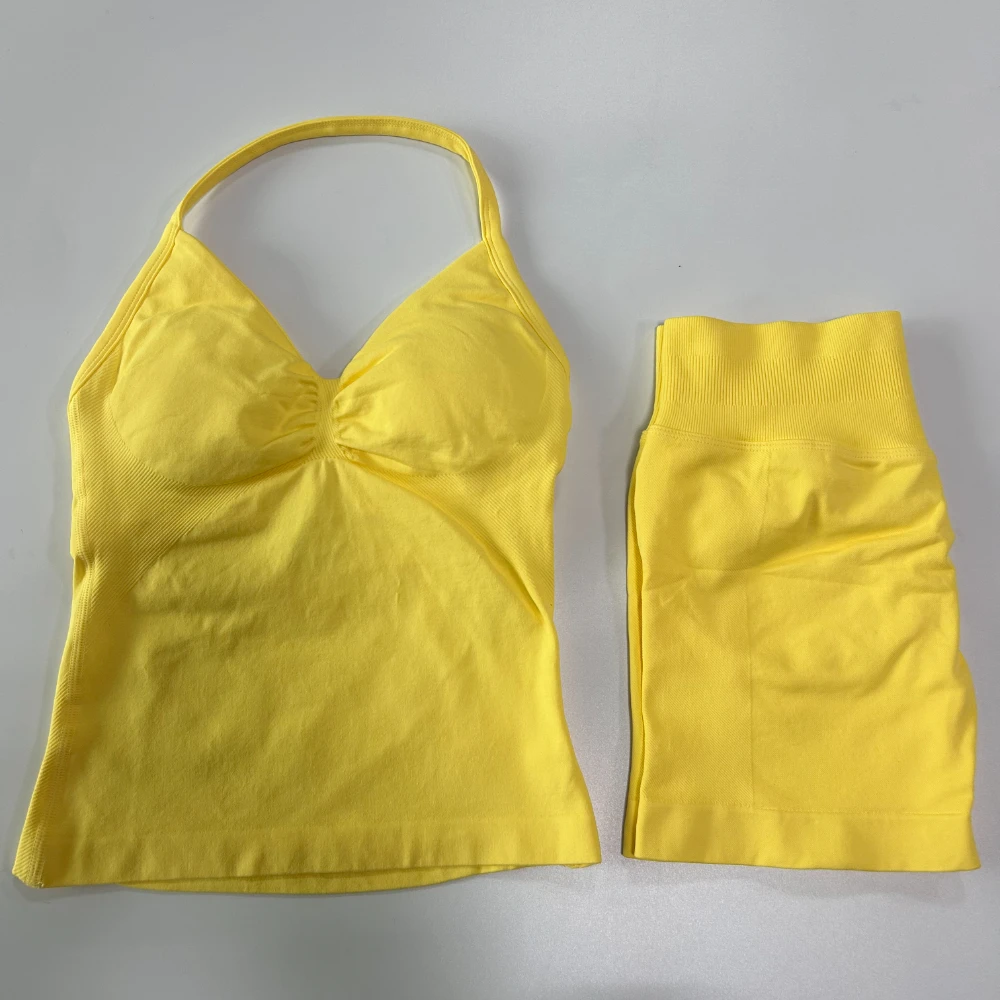 Geen logo 2-delige gymset Dames backless tanktops Hoge taille Scrunch Naadloze shorts Gympak Fitnesskleding Activewear Workout-set