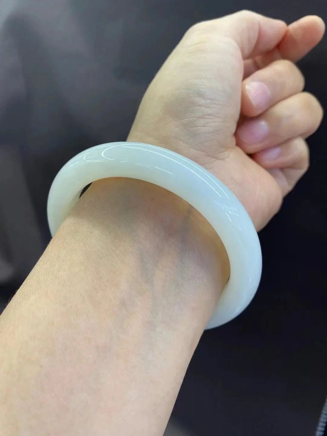 

Jade suet jade bracelet natural thin strip girl