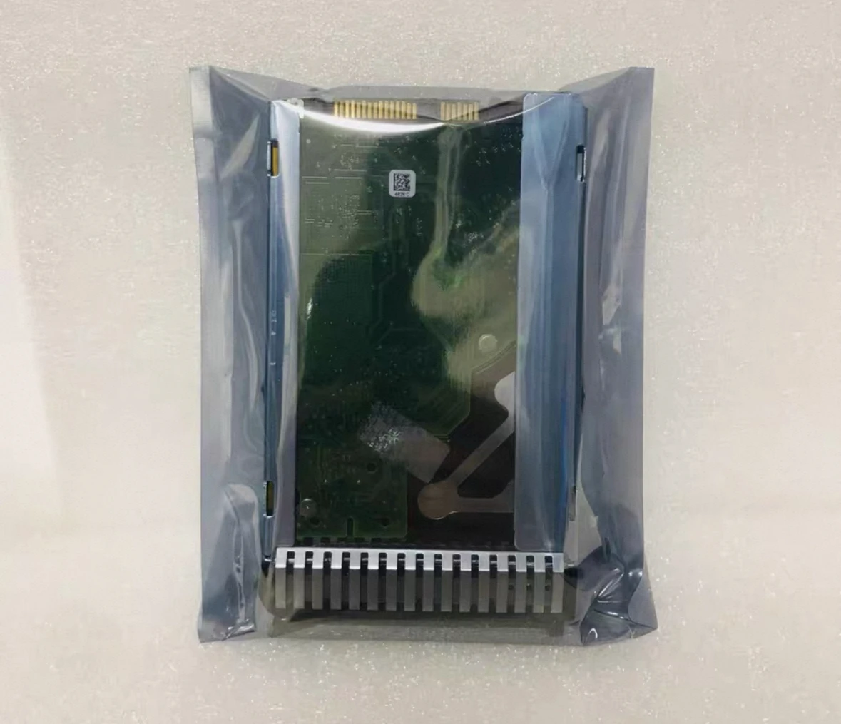 

Для серверного жесткого диска 00WG665 00WG666 00WG669 600G SAS 2.5 15K