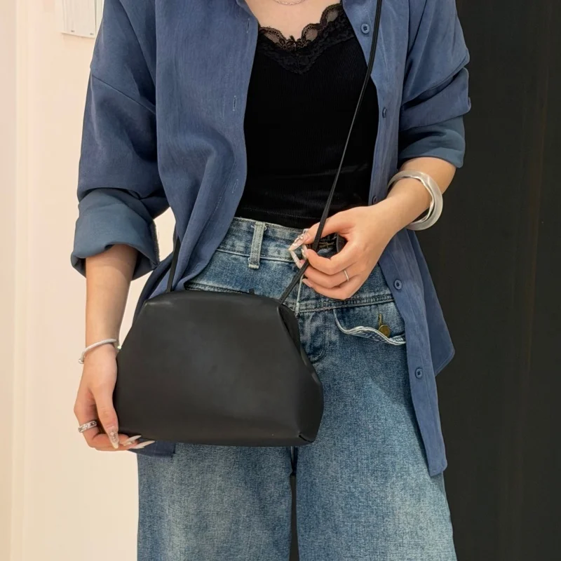 Ladies' genuine leather saddle leather all copper hardware hand-held single shoulder crossbody cloud bag