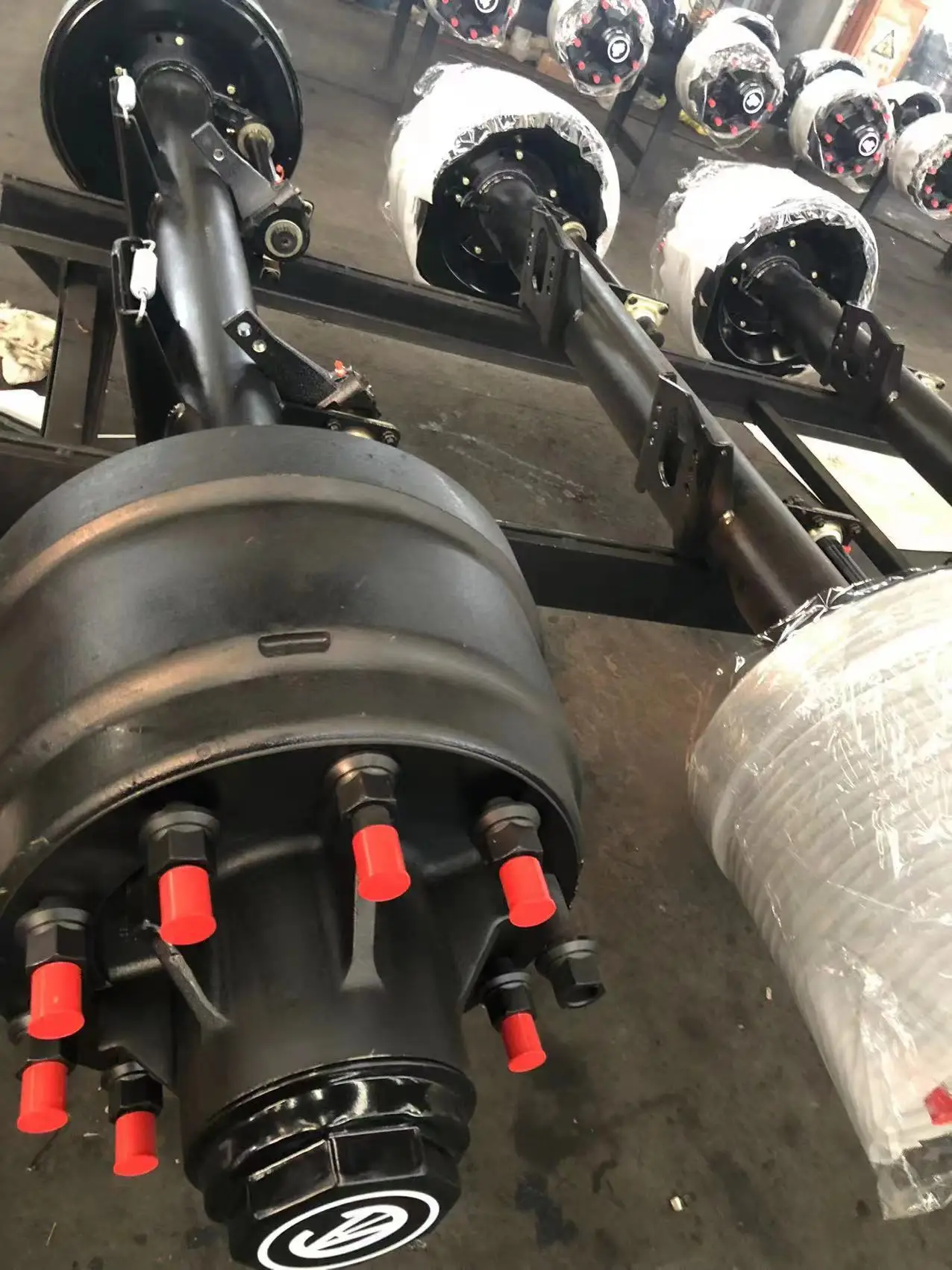 L1 المحور مقطورة خارجية المحور 12 طن 1850 شعاع مربع بإطارات مزدوجة OEM #3