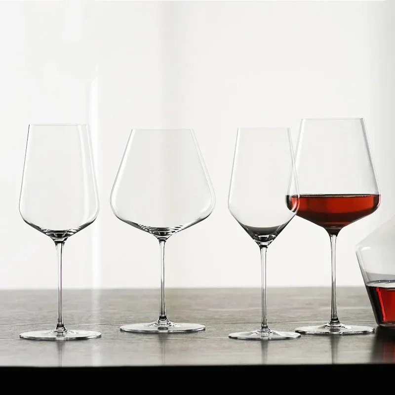 

Burgundy Bordeaux Style Luxury Upscale Banquet Party Wine Glass Extremely Thin Masterly Craft Perfect Flawless Classics Goble