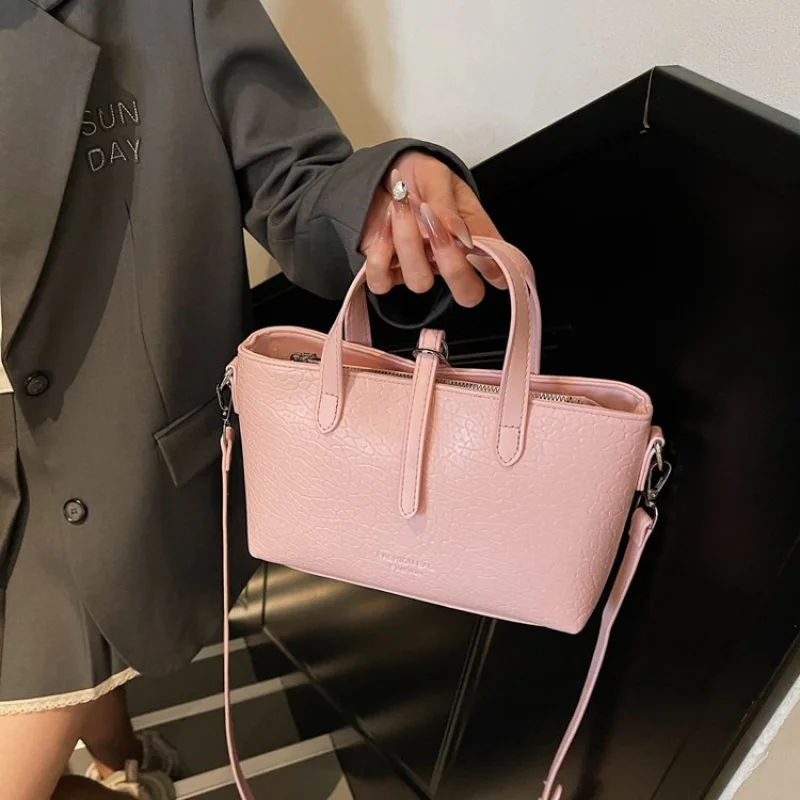 حقيبة يد نسائية عصرية مصنوعة من جلد نوبوك كاجوال فيينا عصرية وواسعة ومظهر يومي ناعم #6