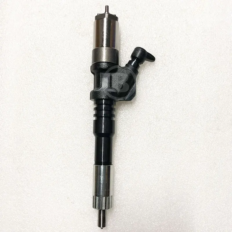 

High Quality Fuel Injector 095000-1211 6156-11-3300 For Komatsu PC450-7 Engine Diesel Injector