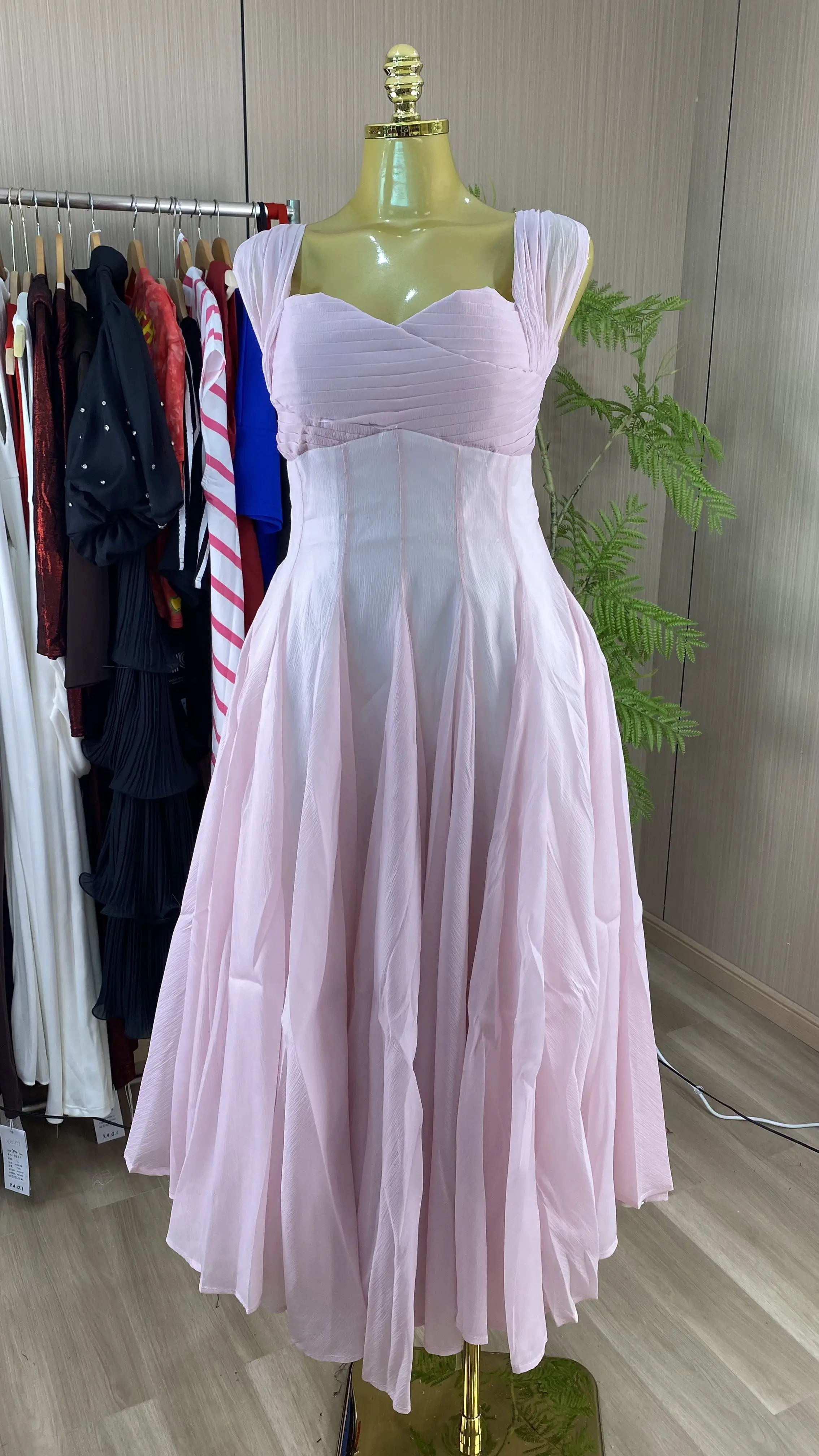 2026 New Retro-Style Western-Inspired Women's Sleeveless A-Line Dress with High Waist and Mesh Paneling-GZXX919