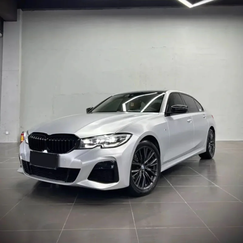 غلاف فينيل كروم معدني غير لامع فضي ممتاز يمكنك صنعه بنفسك لتغليف السيارة من رقائق لاصقة لتحرير الهواء